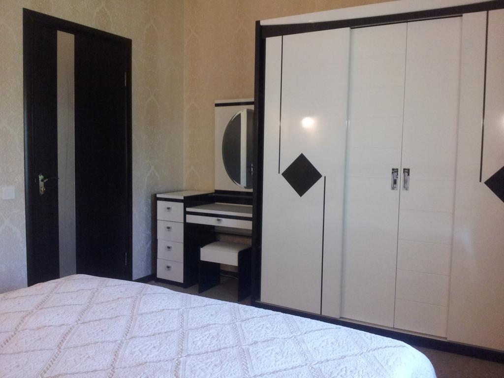 Noy Hotel Charkiw Zimmer foto