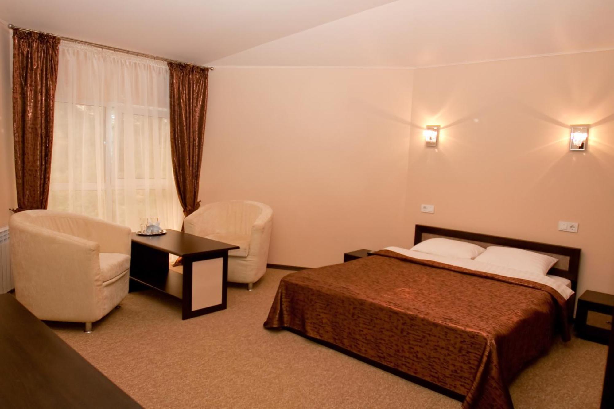 Noy Hotel Charkiw Exterior foto